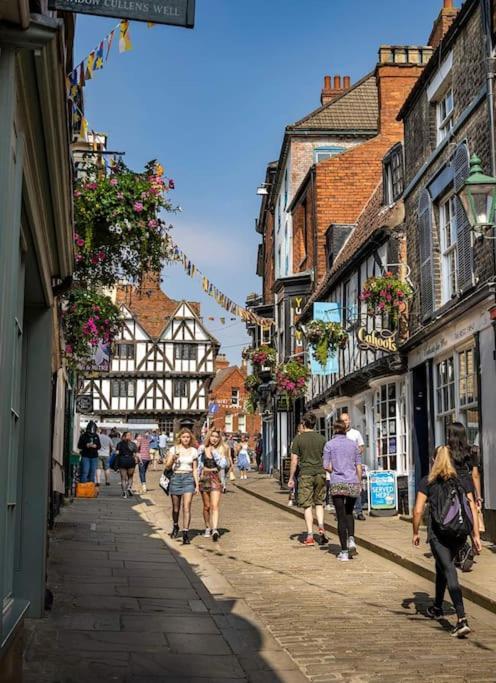 Choristers Mews: Luxury Cottage A Stones Throw From The Cathedral! Lincoln Exterior foto